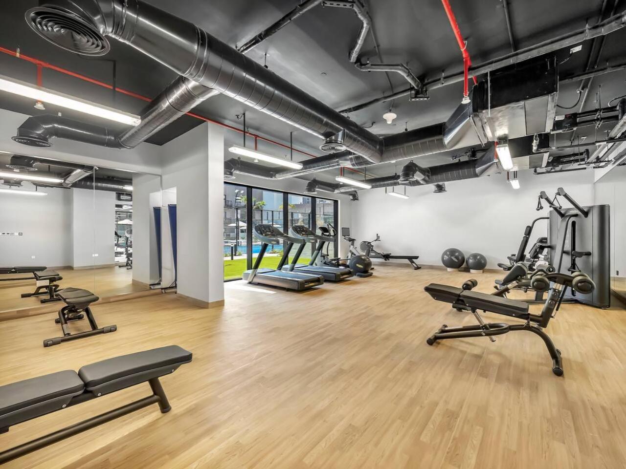 Apartment Brand New Luxury 2 Bedroom With Padel Gym Pool Cinema Dubai