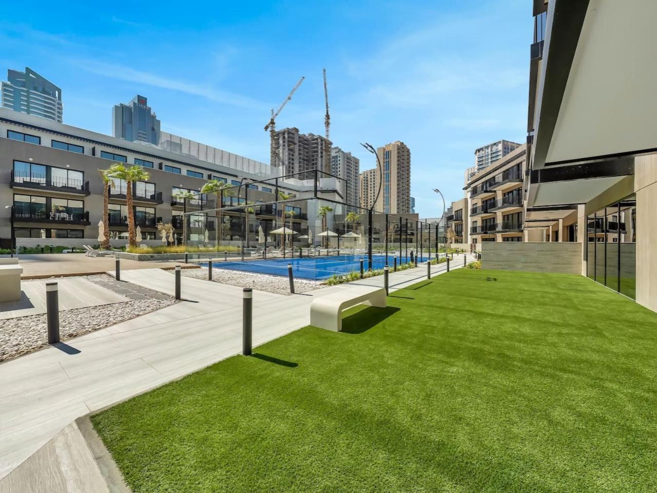 Brand New Luxury 2 Bedroom With Padel Gym Pool Cinema *