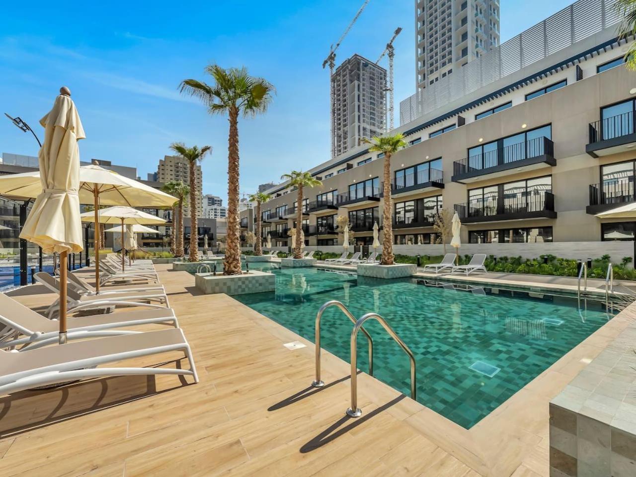 Brand New Luxury 2 Bedroom With Padel Gym Pool Cinema Apartment Dubai
